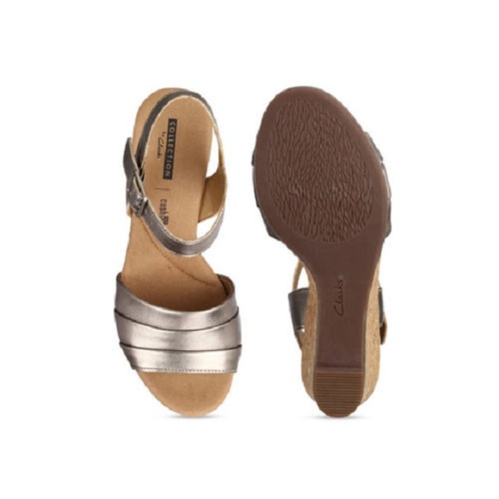Clarks Gunmetal-Toned Solid Wedge Sandals